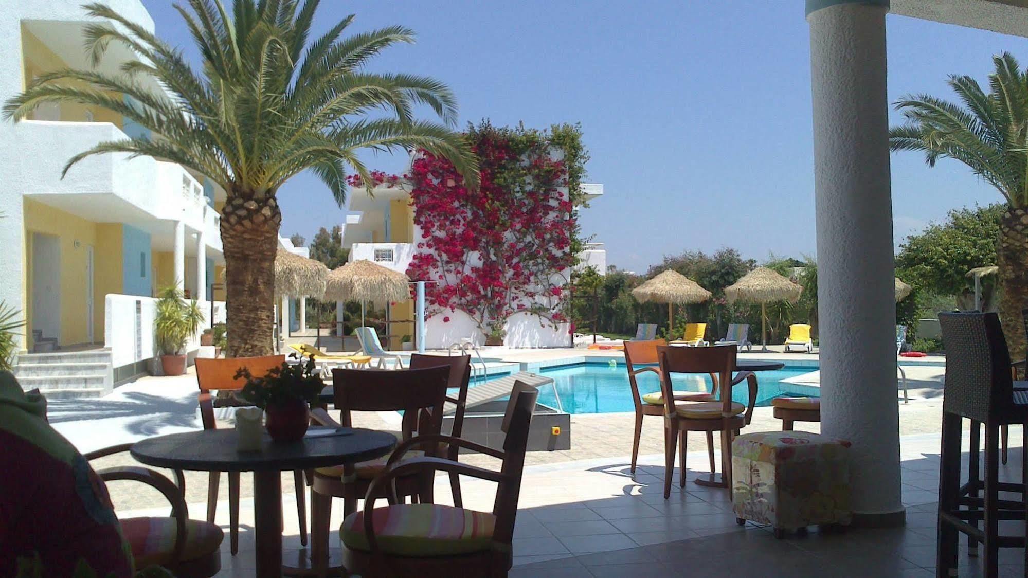 Golden Star Relax - Adults Only 16 Otel 4*